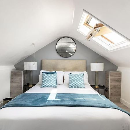 One Bedroom Duplex Apartment Located In Cowley. Oxford Kültér fotó