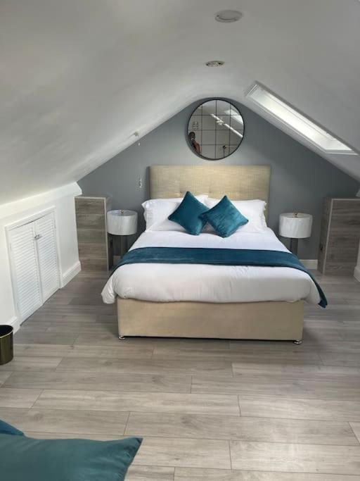 One Bedroom Duplex Apartment Located In Cowley. Oxford Kültér fotó