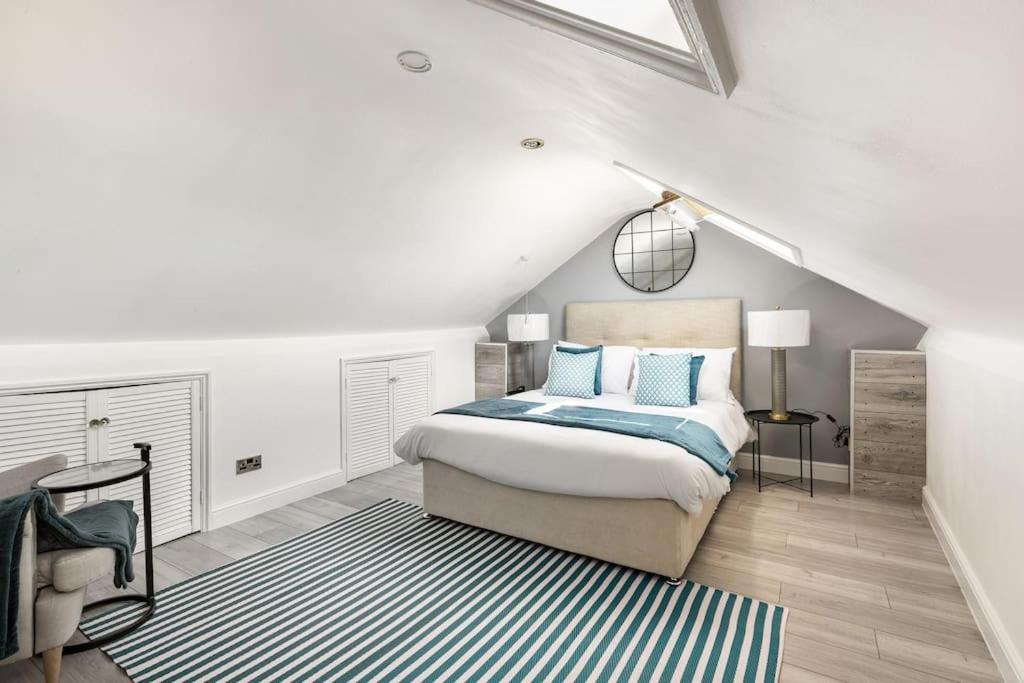 One Bedroom Duplex Apartment Located In Cowley. Oxford Kültér fotó