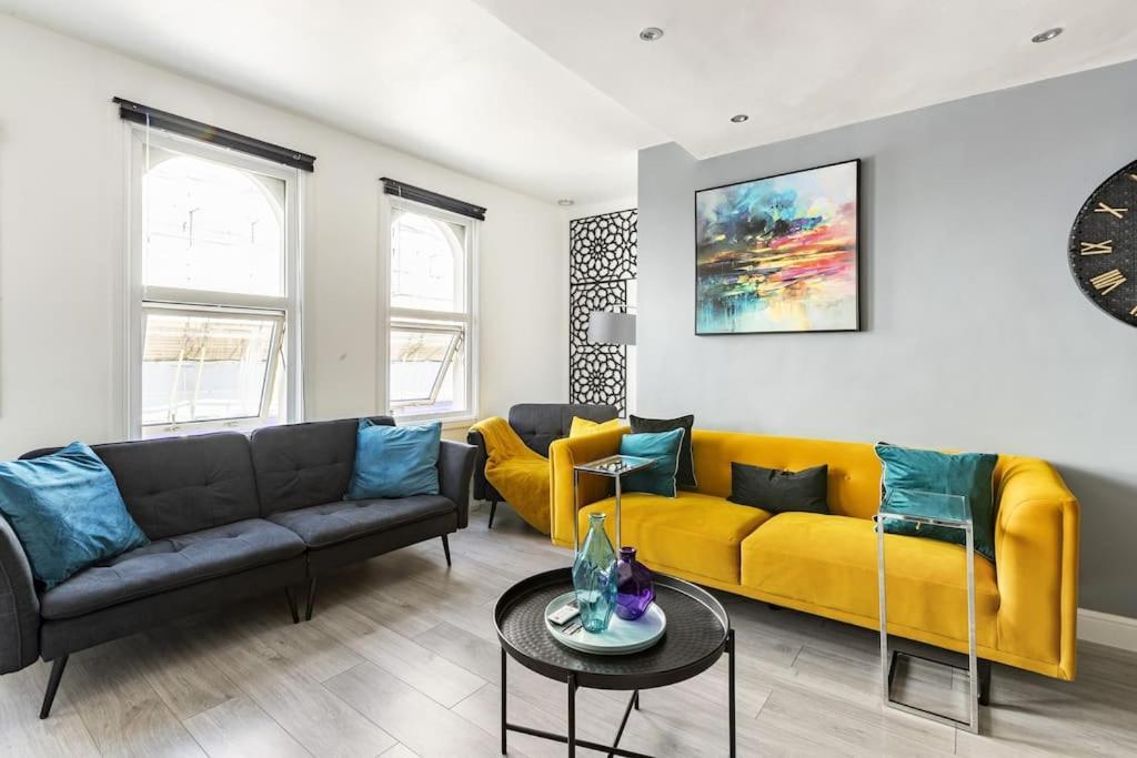 One Bedroom Duplex Apartment Located In Cowley. Oxford Kültér fotó